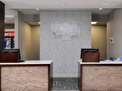 Hotel Express & By Ihg