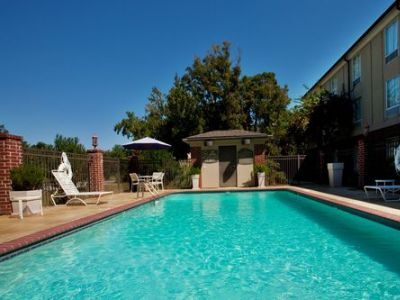 Hotel Express & By Ihg 2*